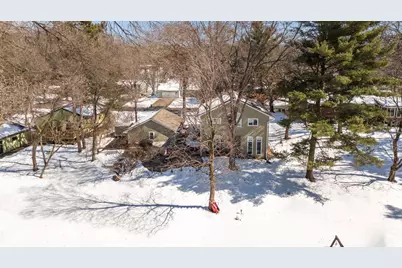 1351 Griffin Avenue, Mahtomedi, MN 55115 - Photo 4