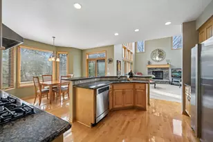 830 Fox Path Ct, Medina, MN 55340 - Photo 6