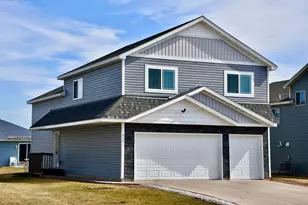 412 Bluebird St, Mora, MN 55051 - Photo 4