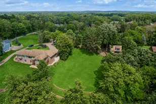 7080 Rolling Acres Rd, Excelsior, MN 55331 - Photo 6