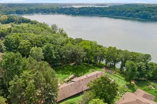 7080 Rolling Acres Rd, Excelsior, MN 55331 - Photo 16