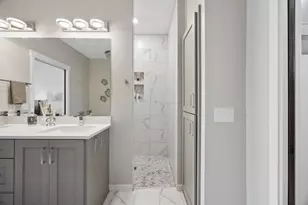 6824 W Shadow Lake Dr, Lino Lakes, MN 55014 - Photo 26