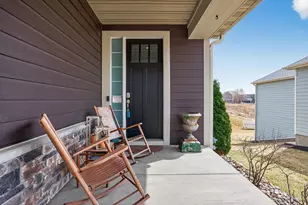 303 Primrose Path N, Bayport, MN 55003 - Photo 2