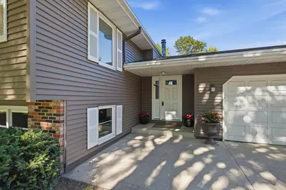 17565 Italy Path, Lakeville, MN 55044 - Photo 2