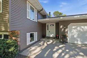 17565 Italy Path, Lakeville, MN 55044 - Photo 2