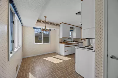 9107 12th Avenue S, Bloomington, MN 55425 - Photo 12