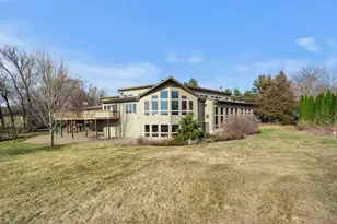 8325 Ox Yoke Cir, Maple Plain, MN 55359 - Photo 4