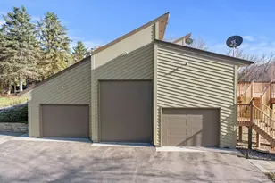 8325 Ox Yoke Cir, Maple Plain, MN 55359 - Photo 84