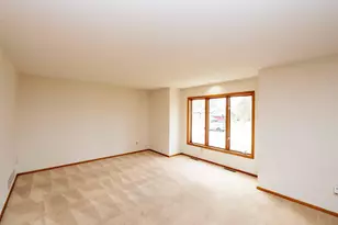 3080 Greenbrier St, Little Canada, MN 55117 - Photo 6