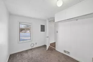 1120 4th St SE, Rochester, MN 55904 - Photo 8