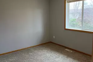 833 S Walnut St, Belle Plaine, MN 56011 - Photo 10