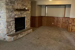 833 S Walnut St, Belle Plaine, MN 56011 - Photo 12