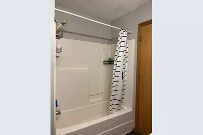 833 S Walnut Street, Belle Plaine, MN 56011 - Photo 8