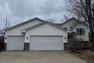 833 S Walnut St, Belle Plaine, MN 56011 - Photo 1
