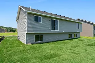 2017 Aster Ln, Mankato, MN 56001 - Photo 46