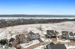 982 Inspiration Pkwy N, Bayport, MN 55003 - Photo 2