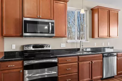 982 Inspiration Parkway N, Bayport, MN 55003 - Photo 16