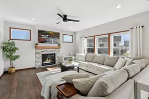 21421 Hytrail Cir, Lakeville, MN 55044 - Photo 6