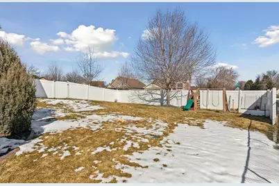 21421 Hytrail Circle, Lakeville, MN 55044 - Photo 48