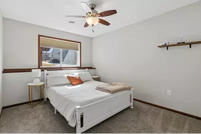 21421 Hytrail Circle, Lakeville, MN 55044 - Photo 38