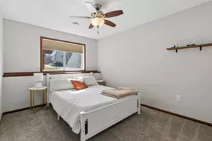 21421 Hytrail Cir, Lakeville, MN 55044 - Photo 38