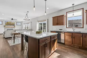 21421 Hytrail Cir, Lakeville, MN 55044 - Photo 16