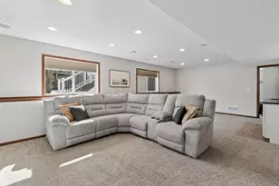 21421 Hytrail Cir, Lakeville, MN 55044 - Photo 34