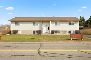 2269 11th Ave E, North Saint Paul, MN 55109 - Photo 2