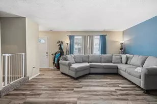 5600 4th St NE, Fridley, MN 55432 - Photo 8