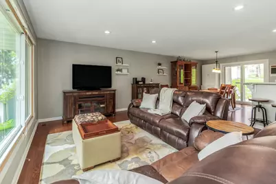 2220 Bossard Drive, Roseville, MN 55113 - Photo 8