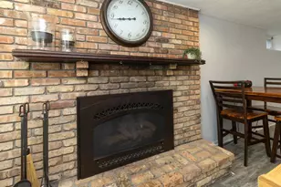 2220 Bossard Dr, Roseville, MN 55113 - Photo 26