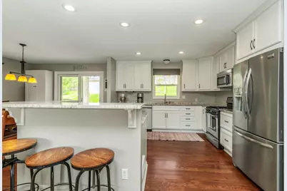 2220 Bossard Drive, Roseville, MN 55113 - Photo 10