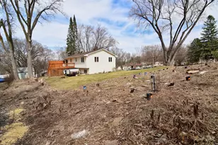 2615 Flandrau Street N, Maplewood, MN 55109 - Photo 32