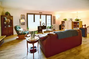 2615 Flandrau Street N, Maplewood, MN 55109 - Photo 6