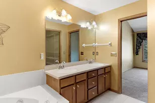 11204 Virginia Rd, Bloomington, MN 55438 - Photo 24