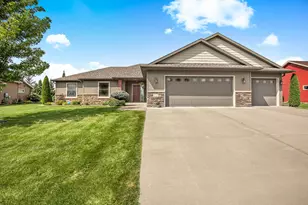 6625 Westwood Pkwy, Saint Cloud, MN 56303 - Photo 2