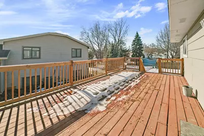 8249 Irving Avenue N, Brooklyn Park, MN 55444 - Photo 20