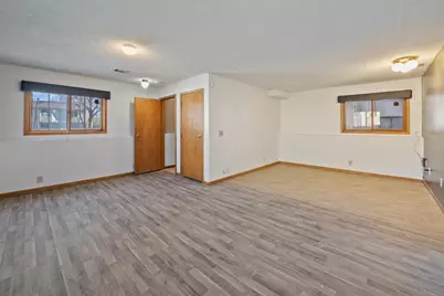 8249 Irving Avenue N, Brooklyn Park, MN 55444 - Photo 10