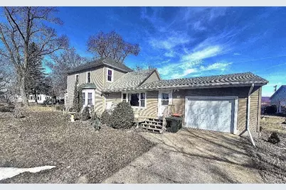 110 Mill Street W, Winthrop, MN 55396 - Photo 2