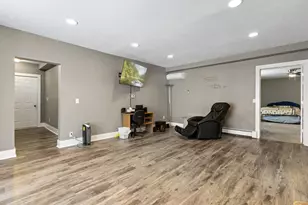 110 Mill St W, Winthrop, MN 55396 - Photo 8