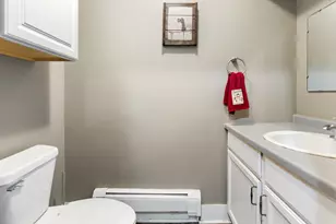 110 Mill St W, Winthrop, MN 55396 - Photo 8