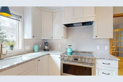 2413 Wilshire Lane NE, Rochester, MN 55906 - Photo 18