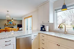 2413 Wilshire Ln NE, Rochester, MN 55906 - Photo 16