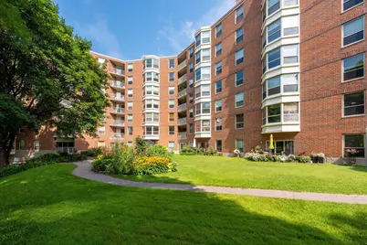 1425 W 28th Street #106, Minneapolis, MN 55408 - Photo 2
