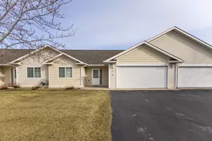 711 Cloud St NW, Bemidji, MN 56601 - Photo 2