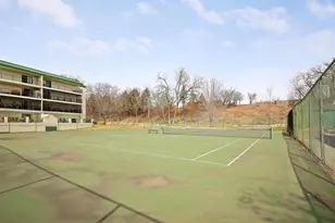 10511 Cedar Lake Rd, Minnetonka, MN 55305 - Photo 40