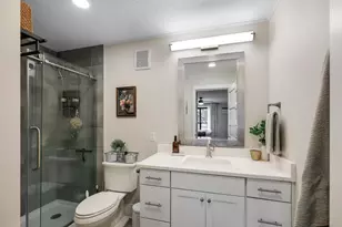 10511 Cedar Lake Rd, Minnetonka, MN 55305 - Photo 24