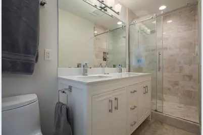 16119 Ringer Road, Minnetonka, MN 55391 - Photo 10