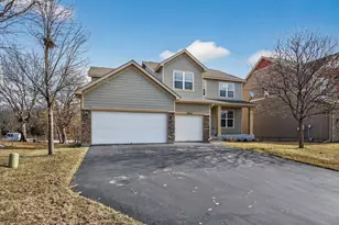 16520 61st Ave N, Plymouth, MN 55446 - Photo 2