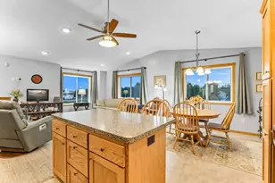 48076 Autumn Ct, Stanchfield, MN 55080 - Photo 14